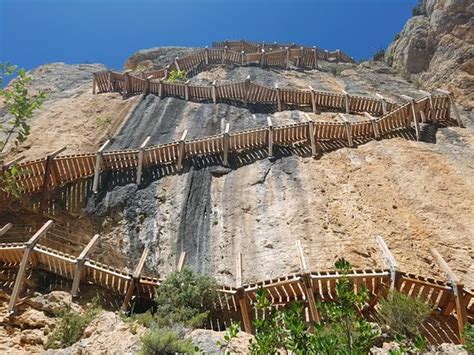 pasarelas de montfalc alojamiento|LOS 10 MEJORES hoteles cerca de Pasarelas de Montfalco,。